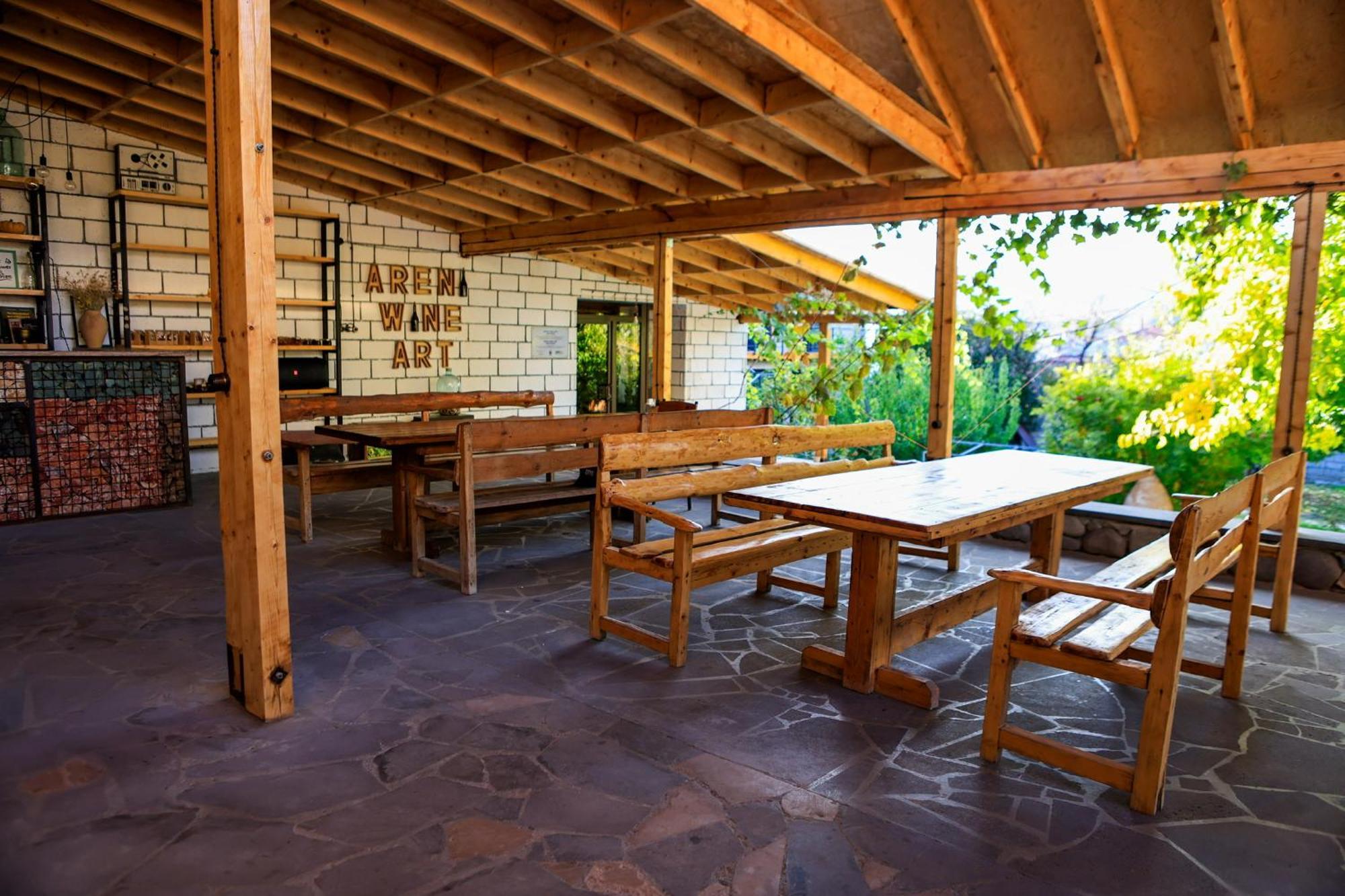 Areni Wine Art Bed & Breakfast ภายนอก รูปภาพ