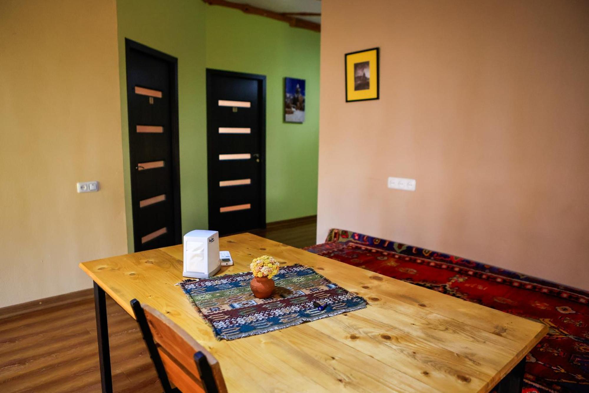 Areni Wine Art Bed & Breakfast ภายนอก รูปภาพ